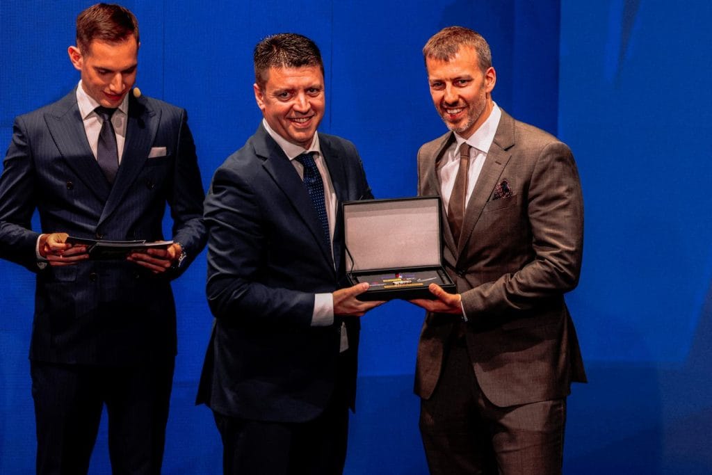 Award for Supporting Serbian Football